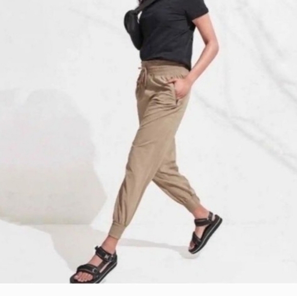 Athleta Camden Joggers - Picture 2 of 14